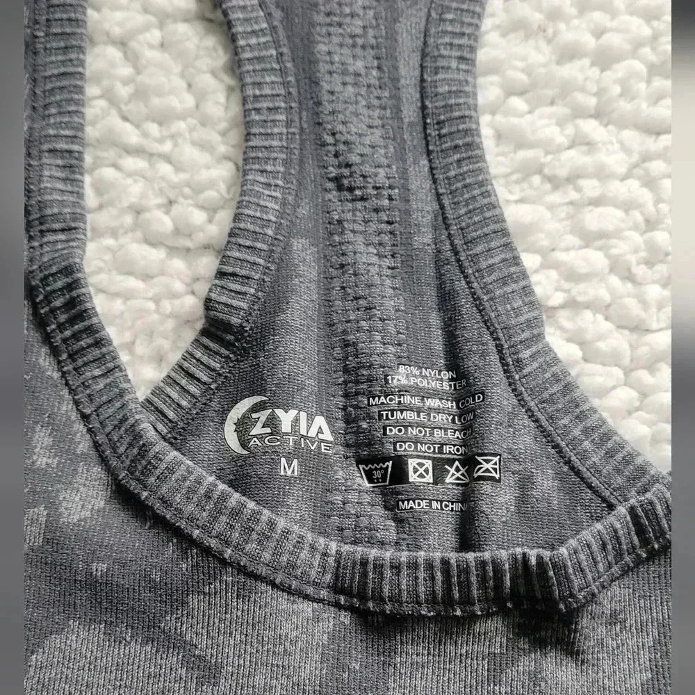 ZYIA Active Gray Splash Racer back Seamless Tank Top Size Medium - Picture 3 of 5